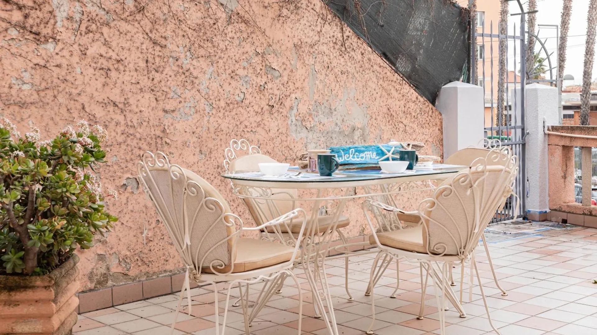 H11 Ca De Mar Sanremo - Terrazza Apartment 0*,  Italy